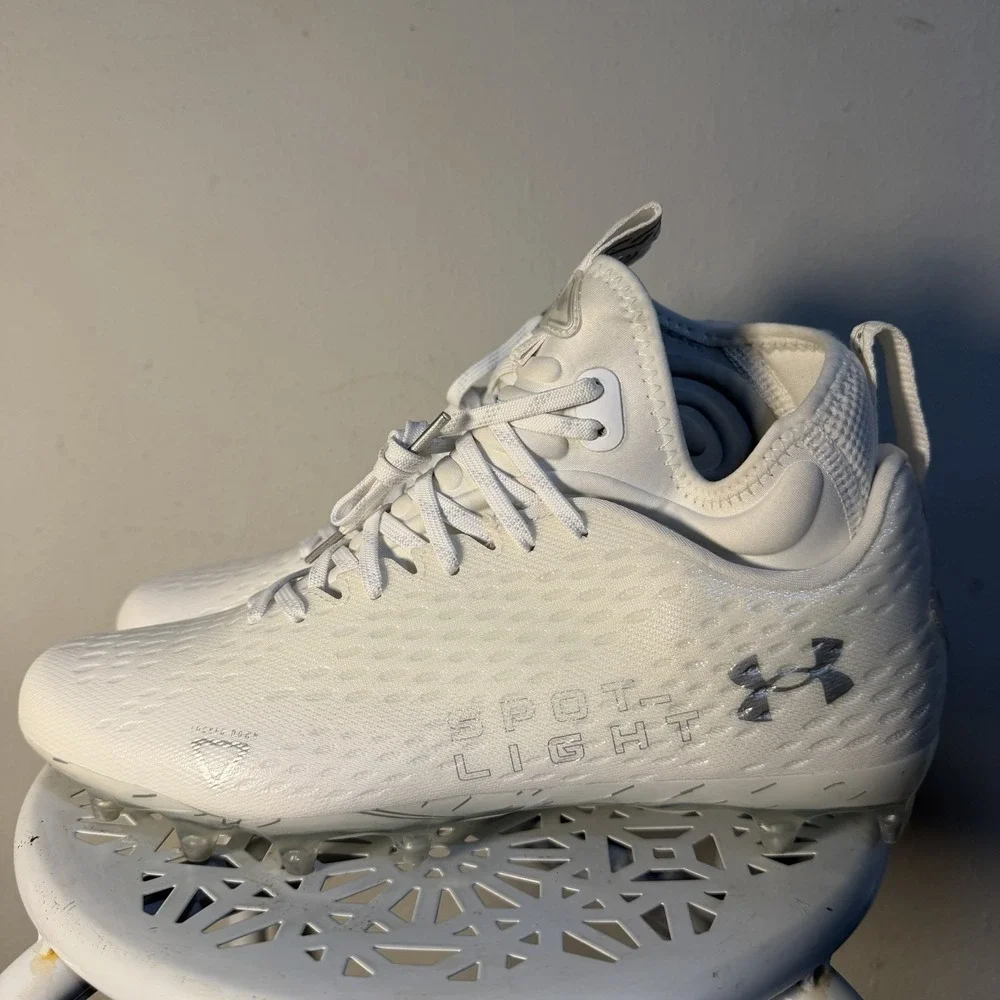 Under Armour Spotlight Lux MC 2.0 Mens Size 10 White Running Football Cleats